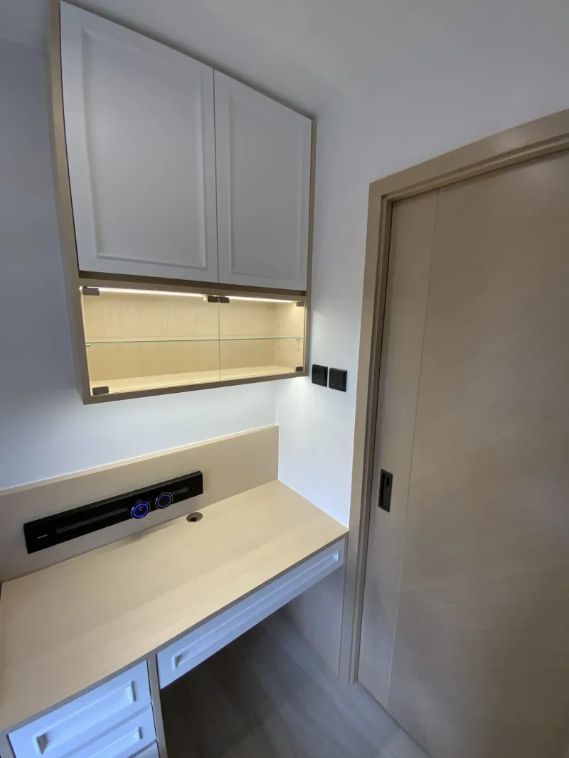 屯門兆康苑 書檯 — 窗邊訂造書桌工作區